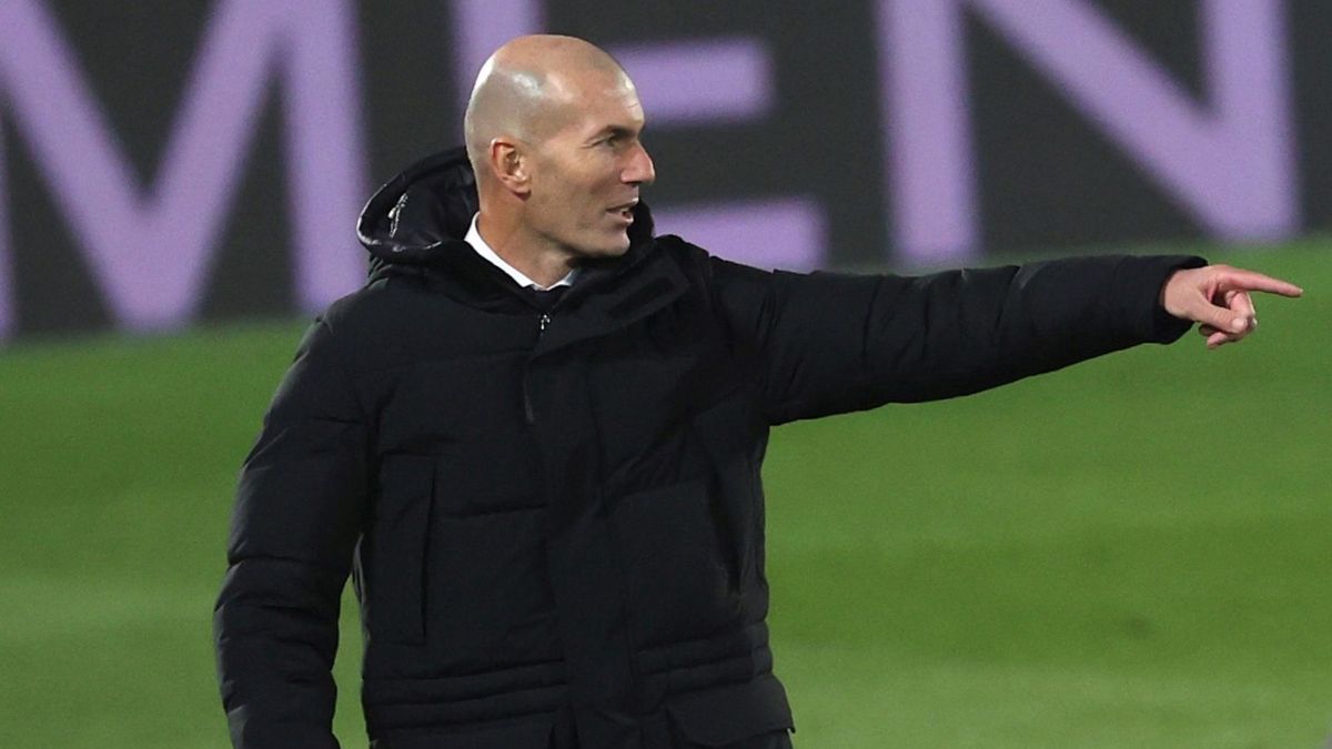 El plan cortoplacista de Zidane que choca con los intereses del club