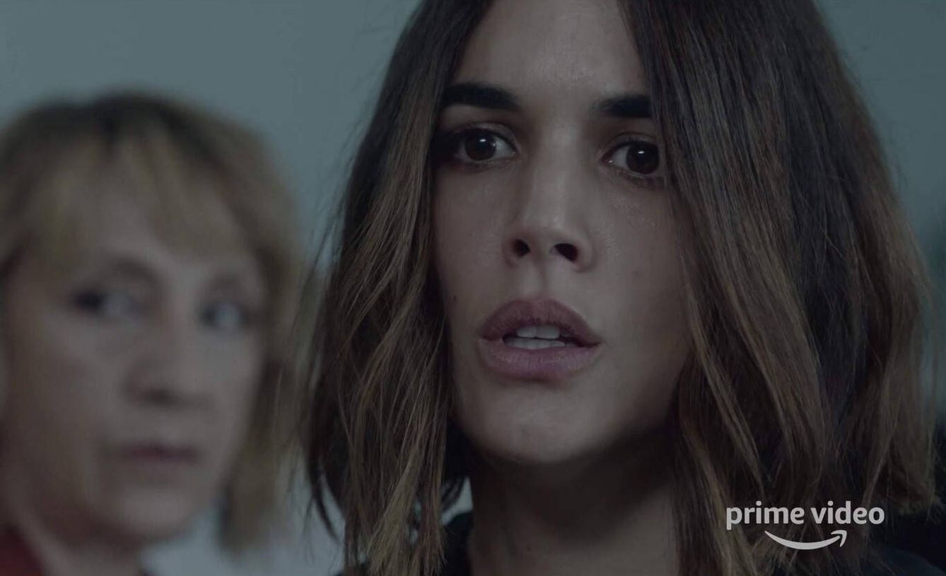 Blanca Portillo y Adriana Ugarte en 'Parot'. (Amazon Prime Video)