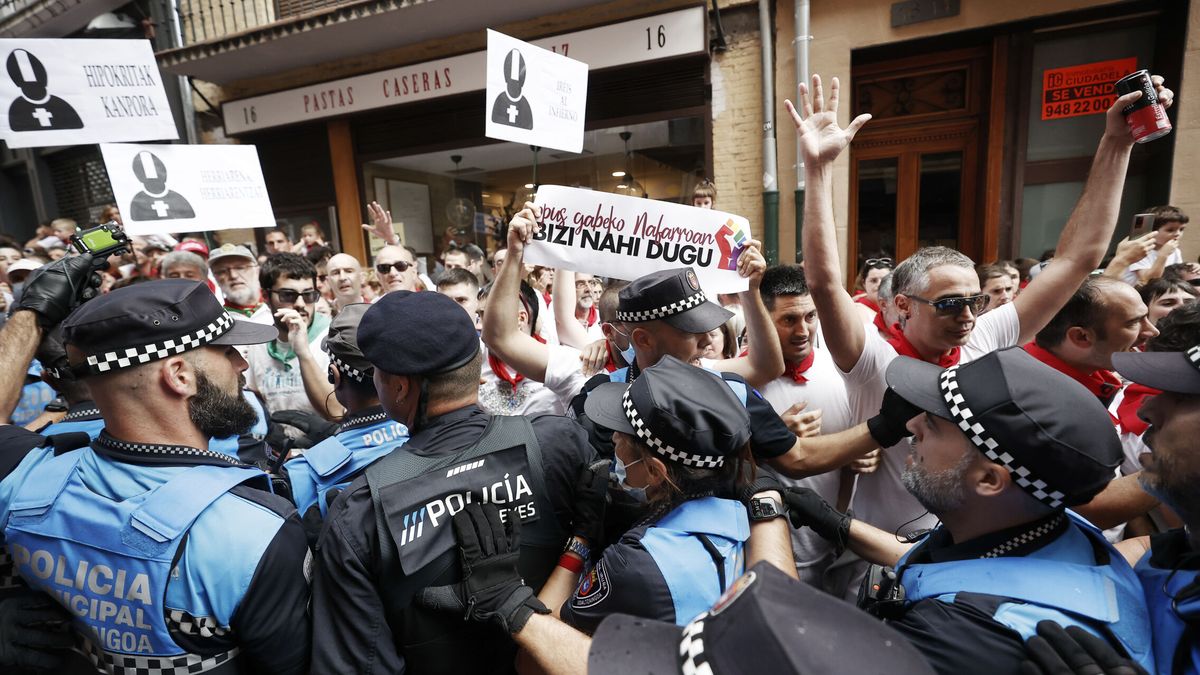 Heridos tres policías municipales en Pamplona en unos altercados provocados por la izquierda 'abertzale' 