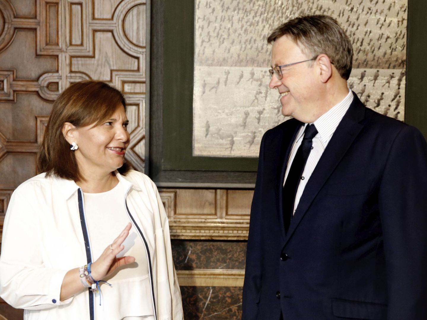Ximo Puig y la presidenta del PP valenciano, Isabel Bonig, en una imagen de archivo. (EFE)