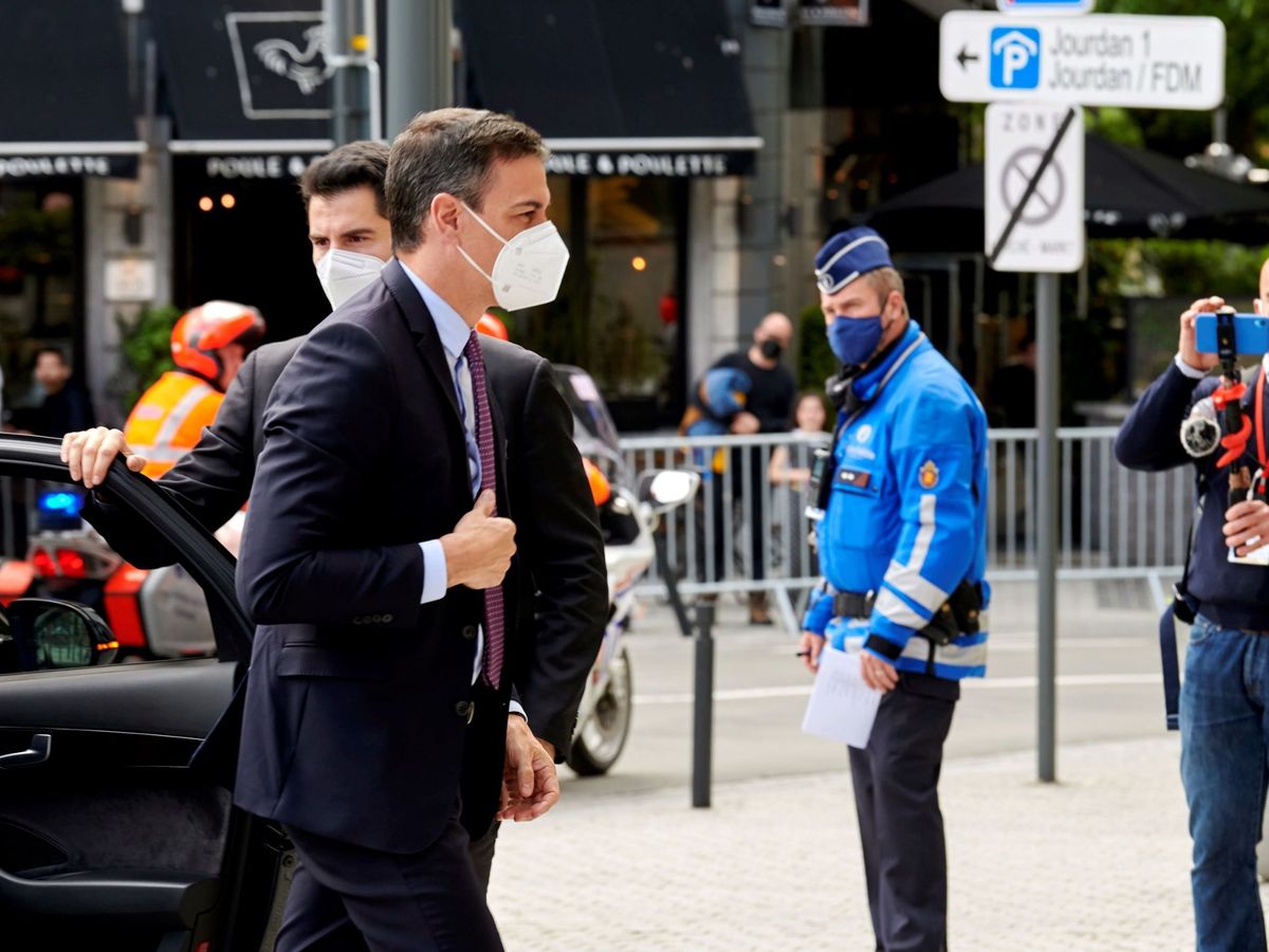 Foto: El presidente del Gobierno, Pedro Sánchez, a su llegada al Consejo Europeo, en Bruselas. (EFE)