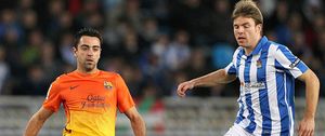 Aguirretxe y la Real hacen terrenal a este Barça: remontada y victoria para los donostiarras