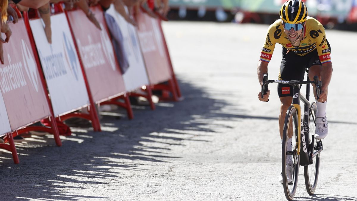 La Vuelta a España: Roglic sufre una dolorosa caída a 80 m de meta en la victoria de Pedersen