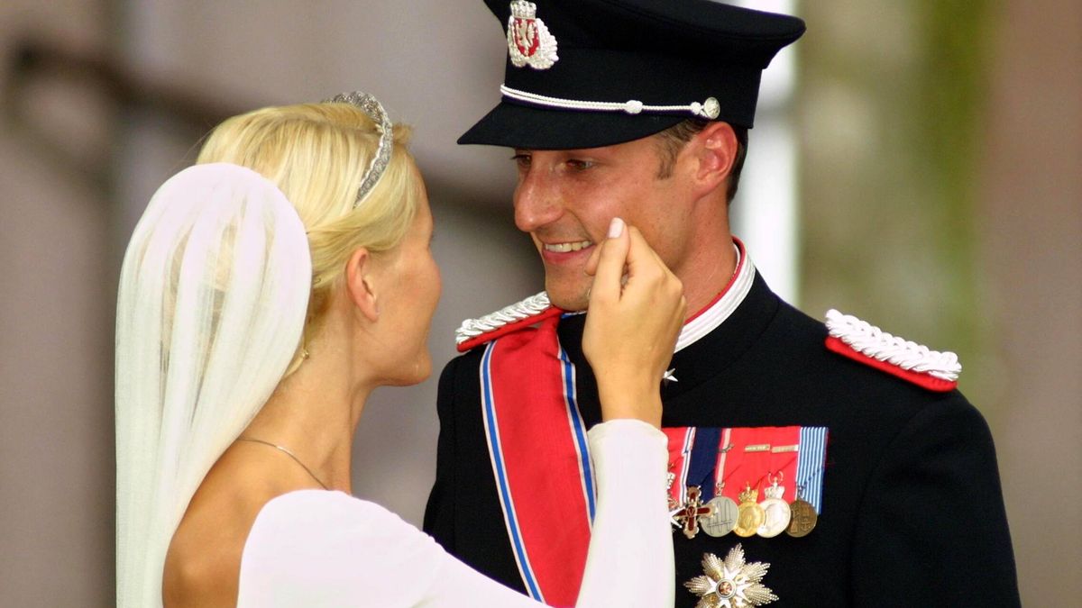 Las 6 royals mejor vestidas de la boda de Haakon y Mette-Marit (y las 3 peores)