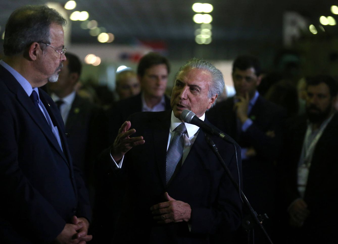 El presidente de Brasil, Michel Temer, durante una rueda de prensa en una feria armamentística, en Río de Janeiro. (Reuters)