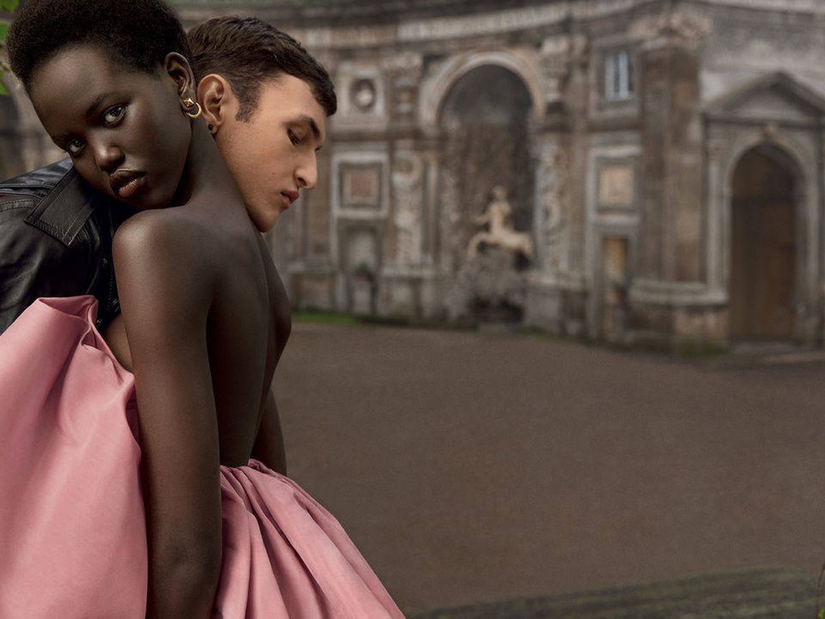 Foto: Imagen de la campaña de los perfumes 'Born in Rome' de Valentino. (Cortesía)