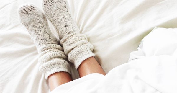 Estos son los motivos por los que debes dormir con los calcetines puestos