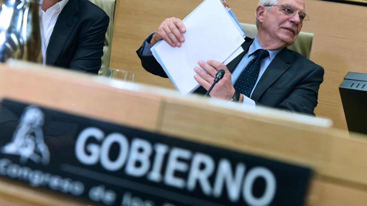 Borrell frenó otras seis embajadas catalanas frente a la 'inacción' de Batet y Montero