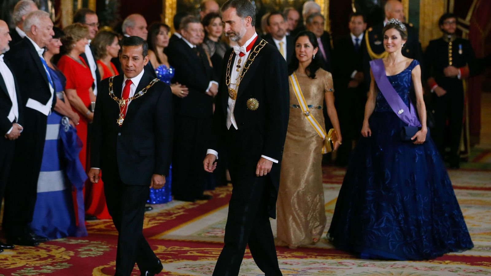 Foto: El Rey, junto al presidente de Perú, Ollanta Humala, en julio de 2015 durante la última visita de Estado recibida en España a causa del parón político. (EFE)