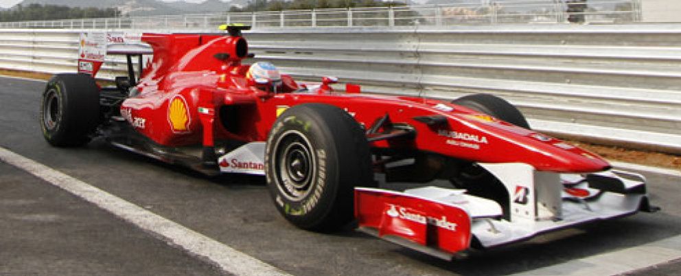 Foto: Fernando Alonso arrasa con Pirelli