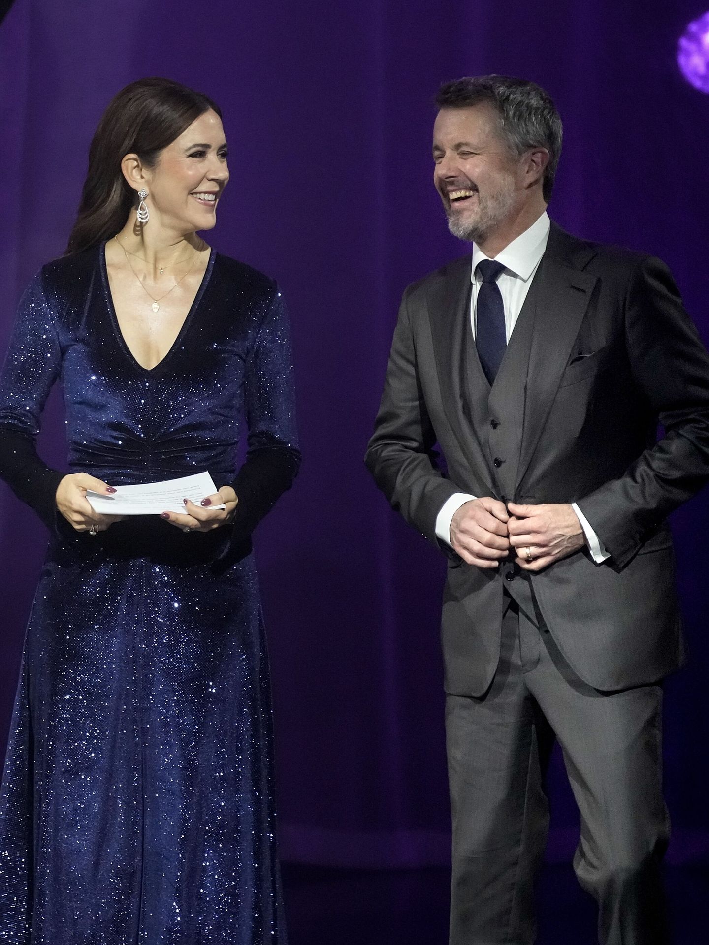 Mary y Federico de Dinamarca, en la entrega de premios de los Príncipes Herederos. (EFE/Keld Navntoft)
