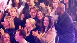 Las lágrimas de Marta Luisa de Noruega por el debut de su hija Leah Isadora en televisión