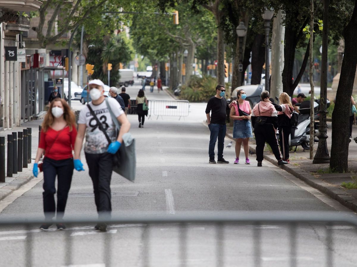 Foto: La mujer sufrió un accidente en la Avenida Diagonal de Barcelona (EFE/Marta Pérez)