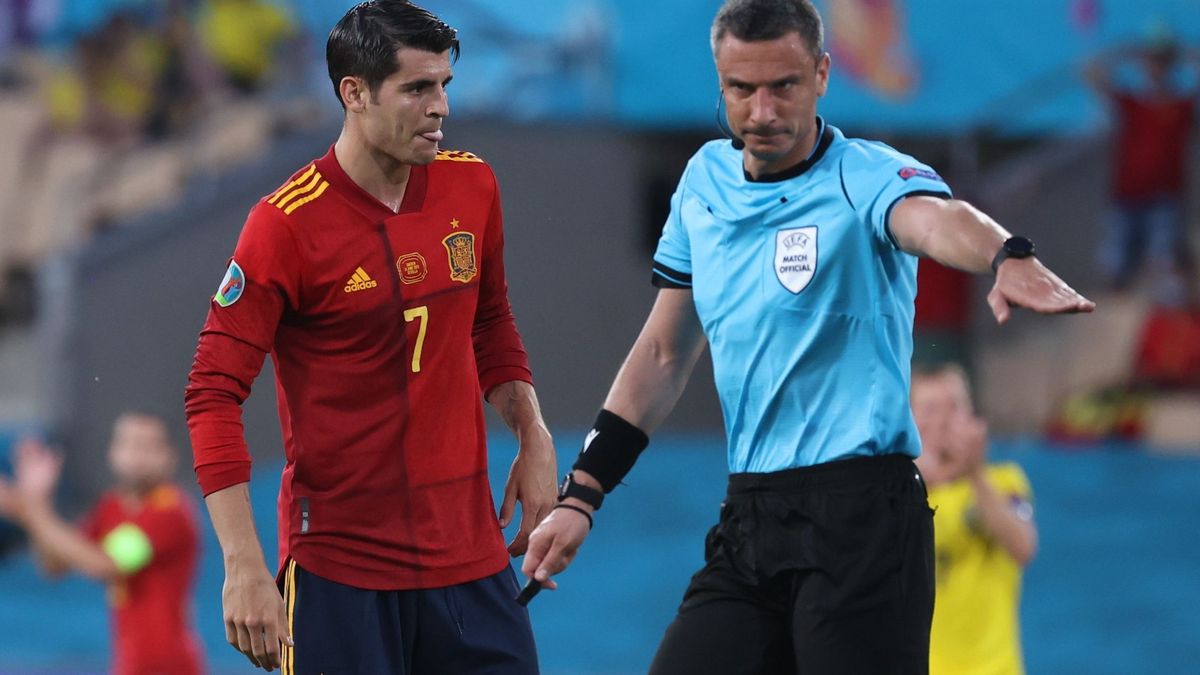 Quién es el árbitro que pita hoy el partido de España en el que juega contra Italia en la Eurocopa
