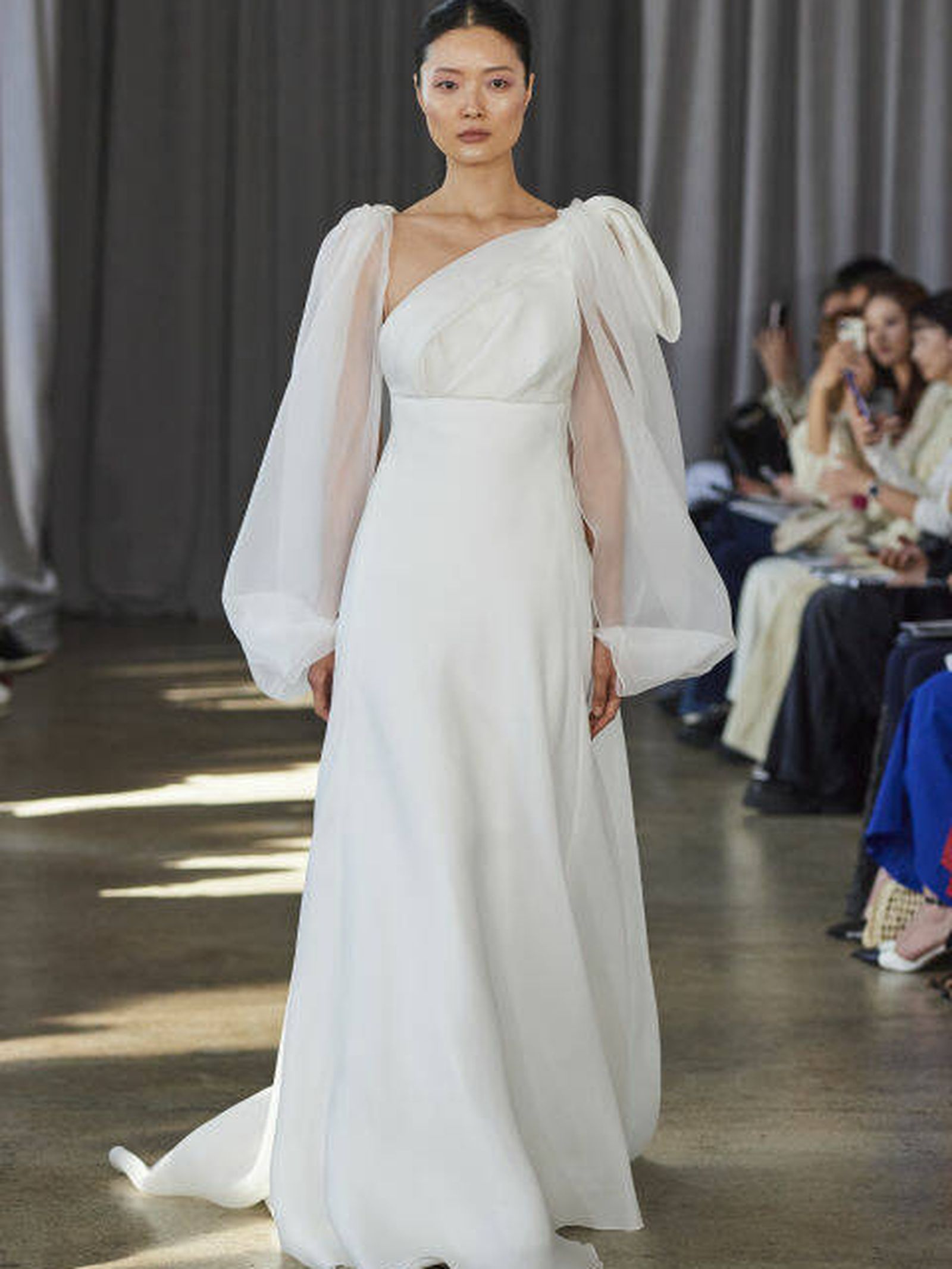 Un vestido de novia de Peter Langner. (Launchmetrics Spotlight)