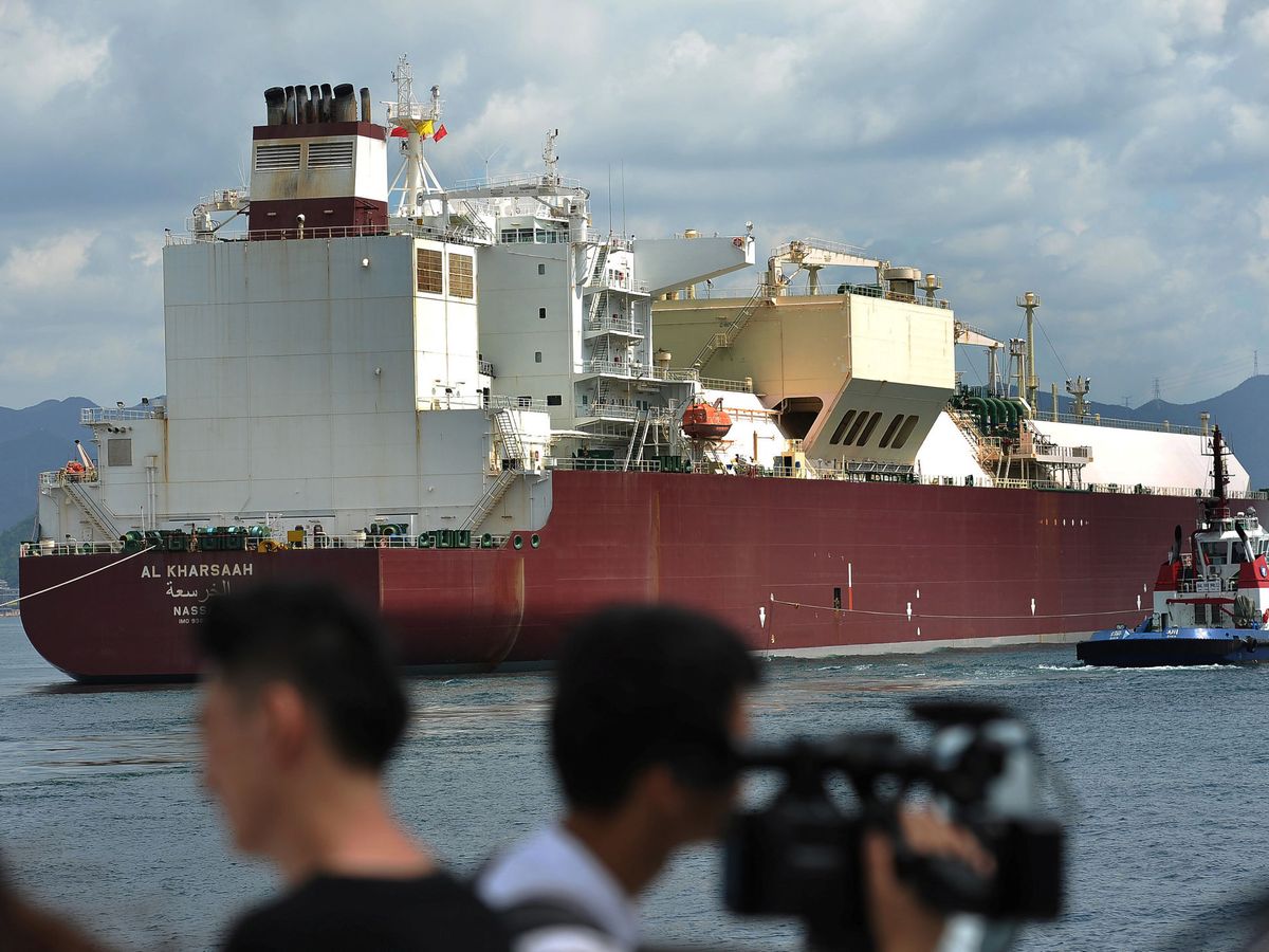 Foto: Un barco metanero proveniente de Qatar. (Reuters)