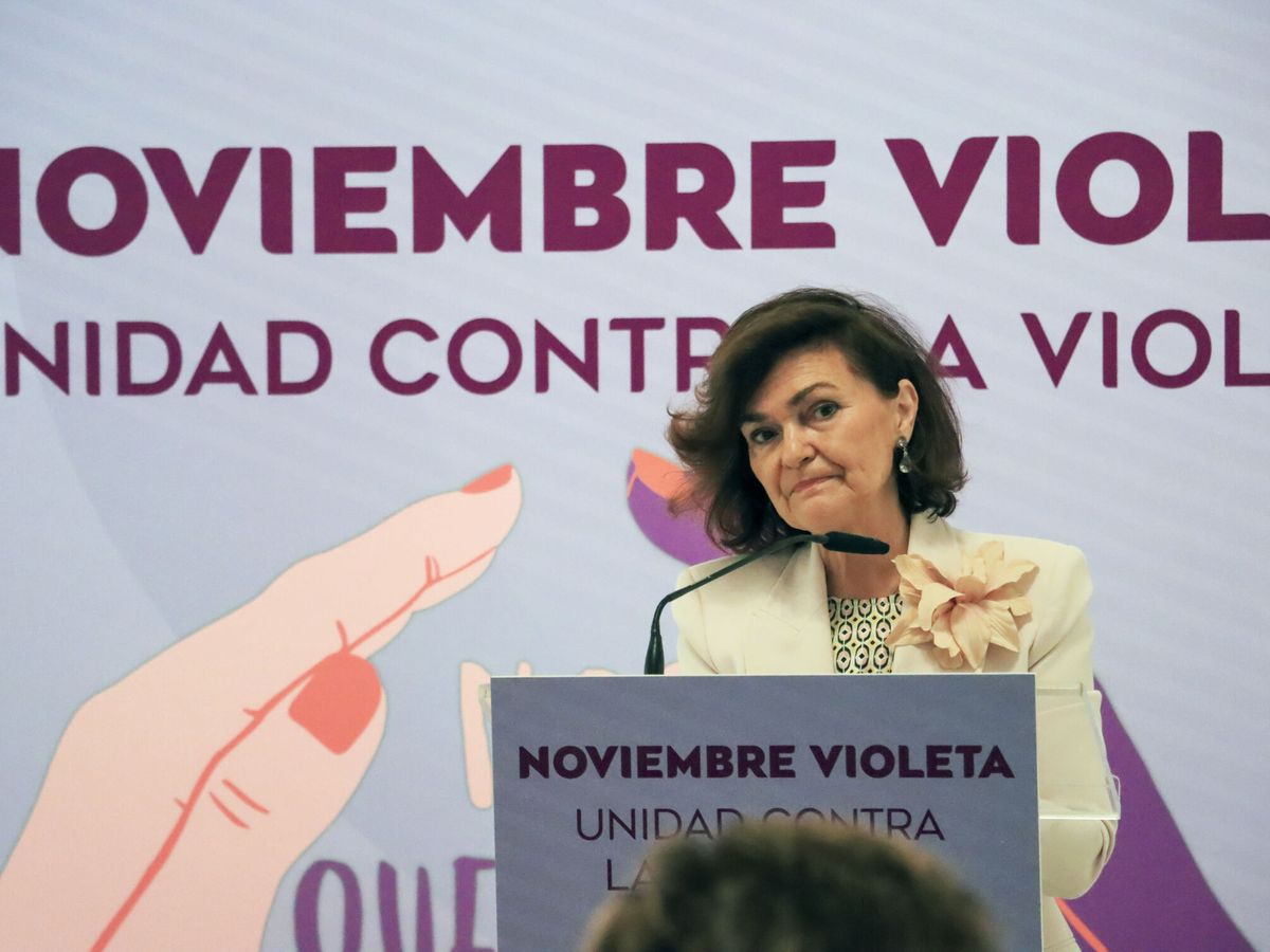 Foto: La exvicepresidenta del Gobierno y diputada del PSOE, Carmen Calvo, durante un acto contra la violencia de género. (EFE/Celia Agüero Pereda)