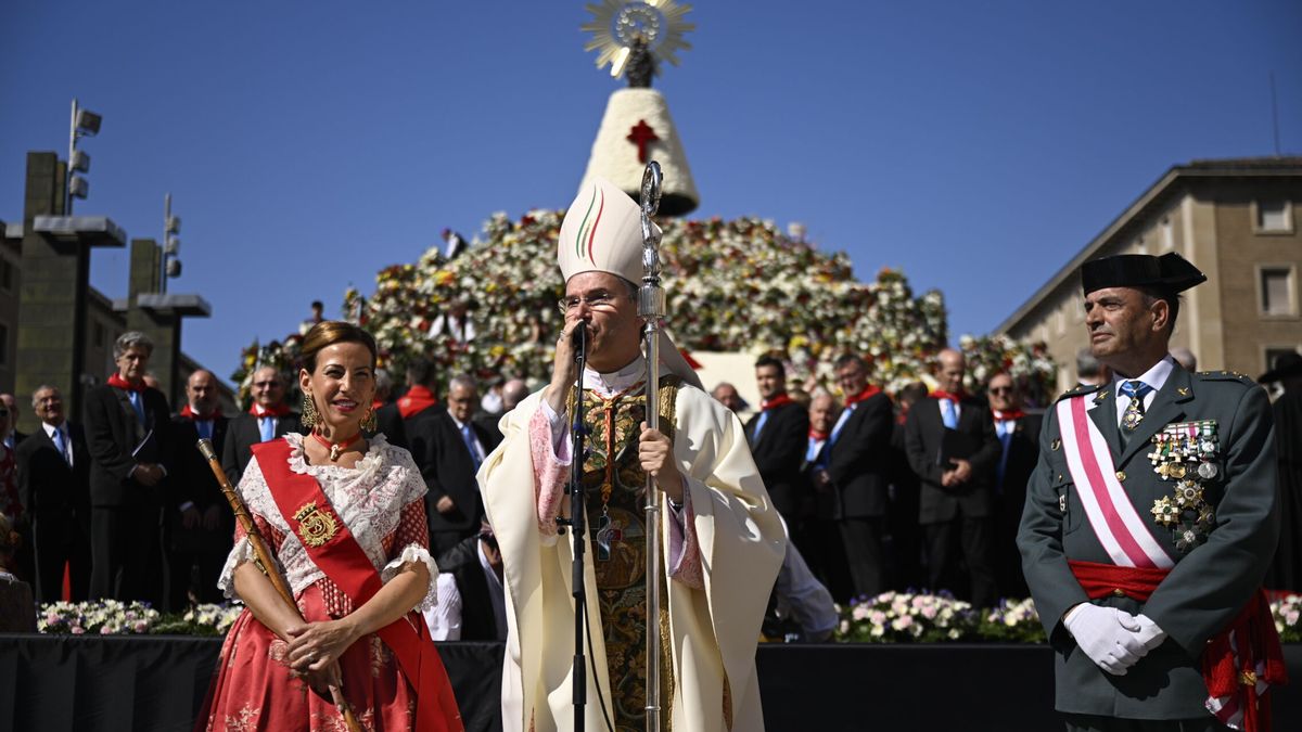 Así es el himno de la Virgen del Pilar: letra completa en honor a la patrona de Zaragoza y la Guardia Civil