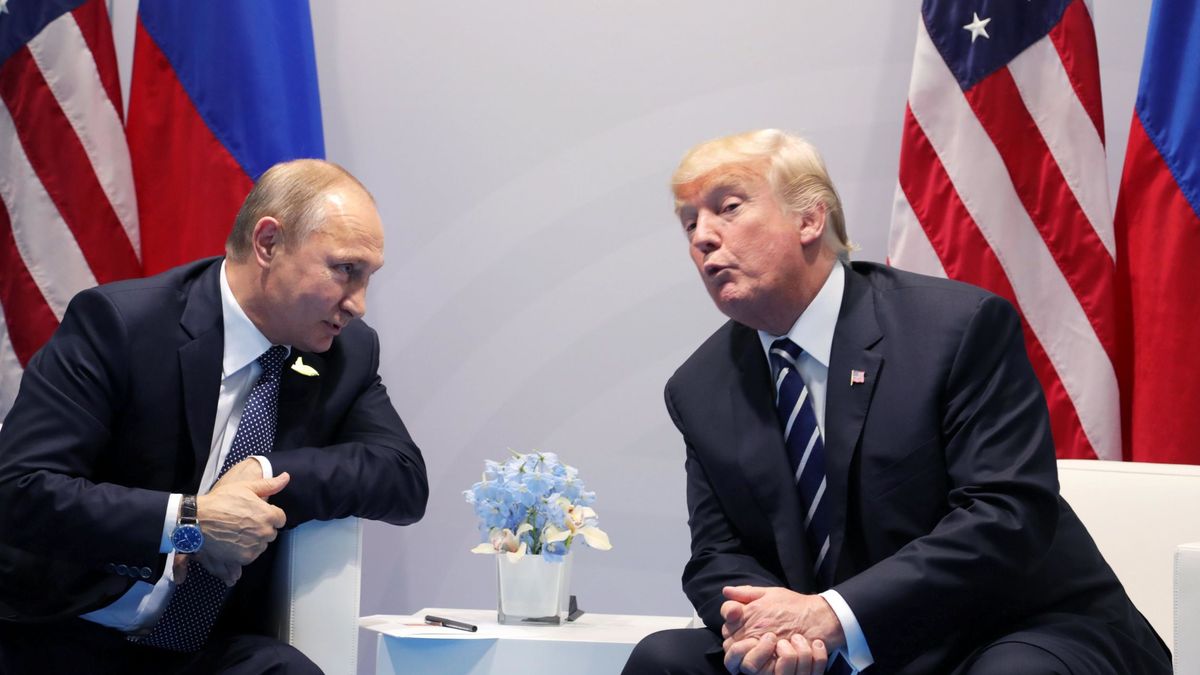 Trump firma la ley de las nuevas sanciones a Rusia por su presunta injerencia electoral