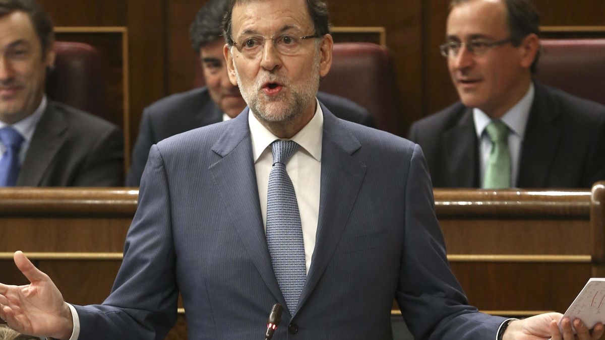 Rajoy asegura que la crisis del ébola está "encauzada" y Soraya que "durará mucho"