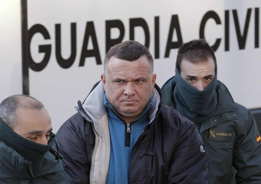 Foto:  Ioan Clamparu, alias 'Cabeza de Cerdo', condenado en 2012 a 30 años de prisión por obligar a prostituirse  Ioan Clamparu, alias 'Cabeza de Cerdo', condenado por prostitución de menores (EFE)