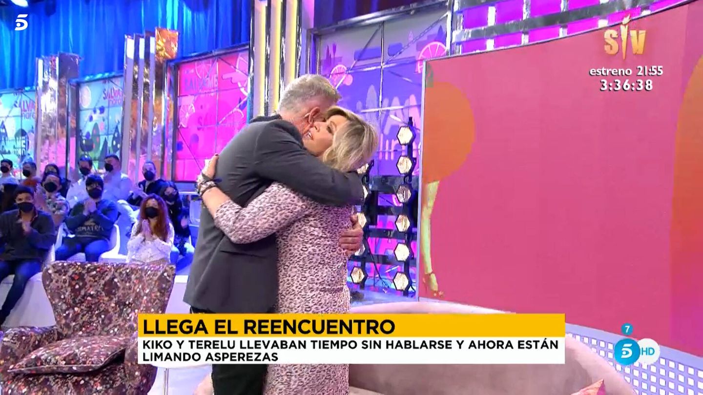 Kiko Hernández y Terelu Campos, en 'Sálvame'. (Telecinco)