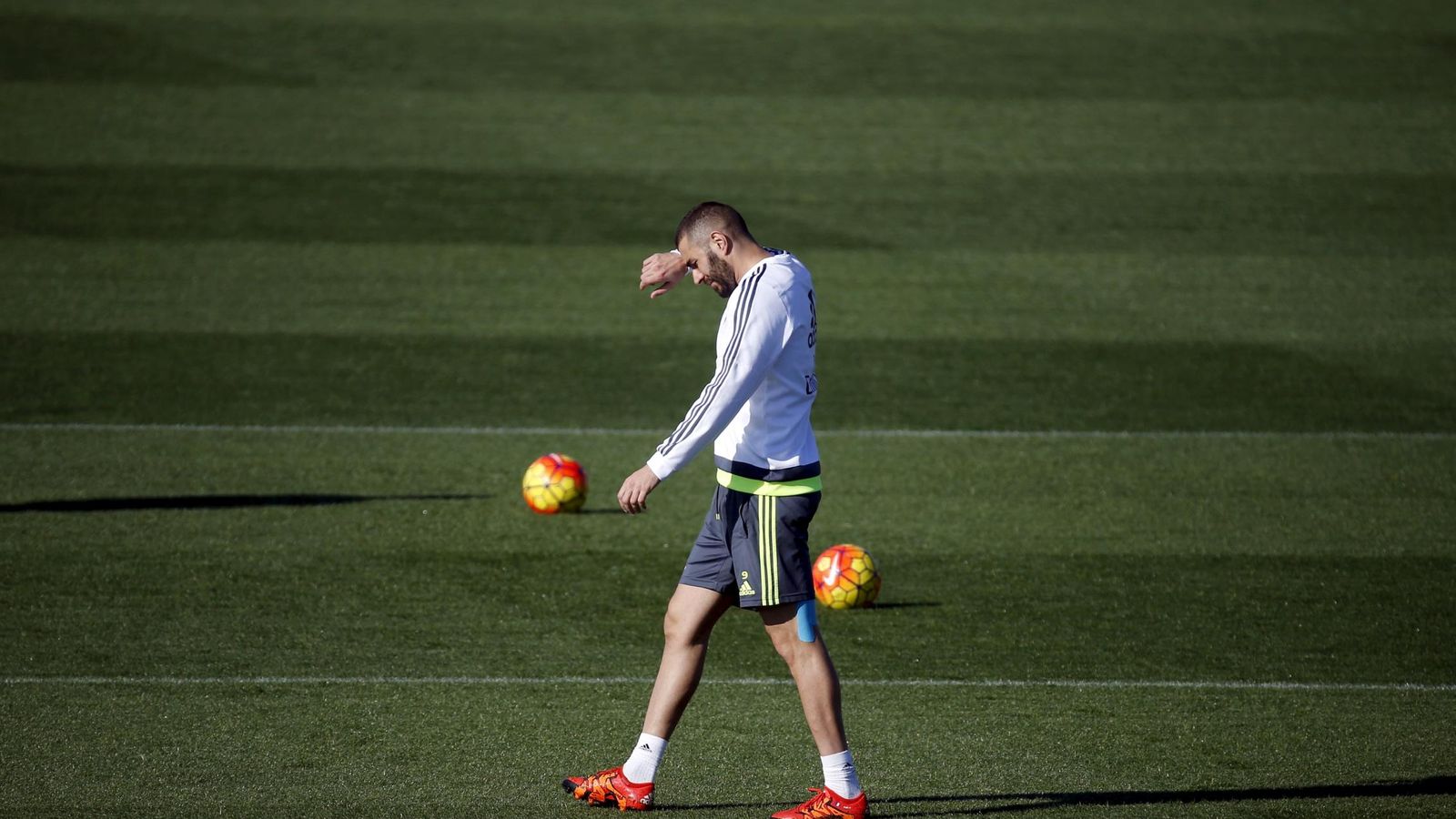 Foto: El futuro de Benzema como jugador del Real Madrid está en el aire (Reuters)