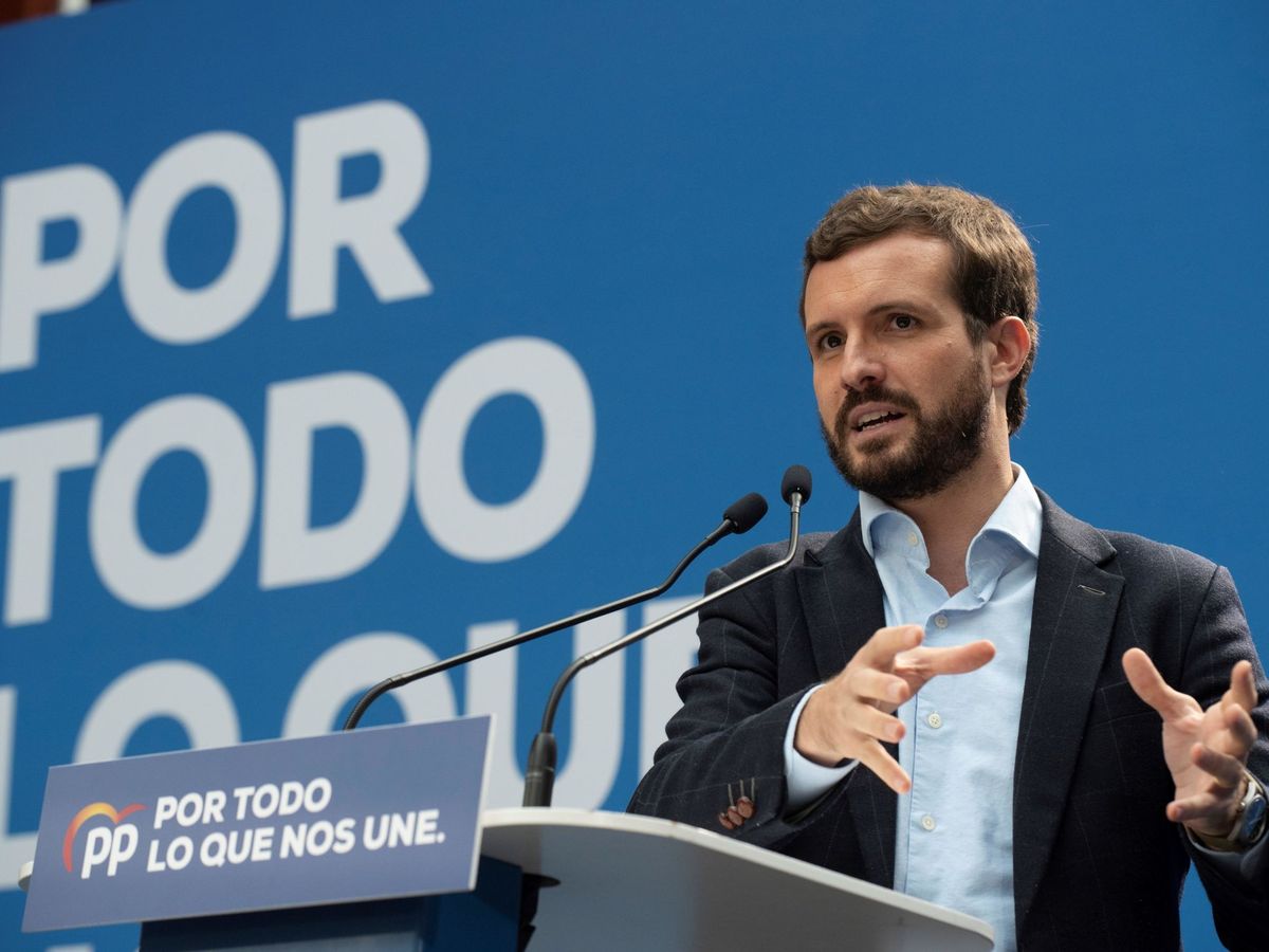 Foto: El candidato a la presidencia del Gobierno por parte del Partido Popular, Pablo Casado, durante un acto electoral en Vitoria este viernes. (EFE)