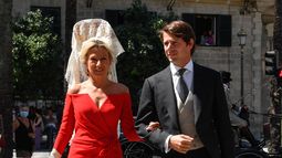Carlos Cortina da un giro profesional: la nueva aventura del hijo de Myriam Lapique y Alfonso Cortina