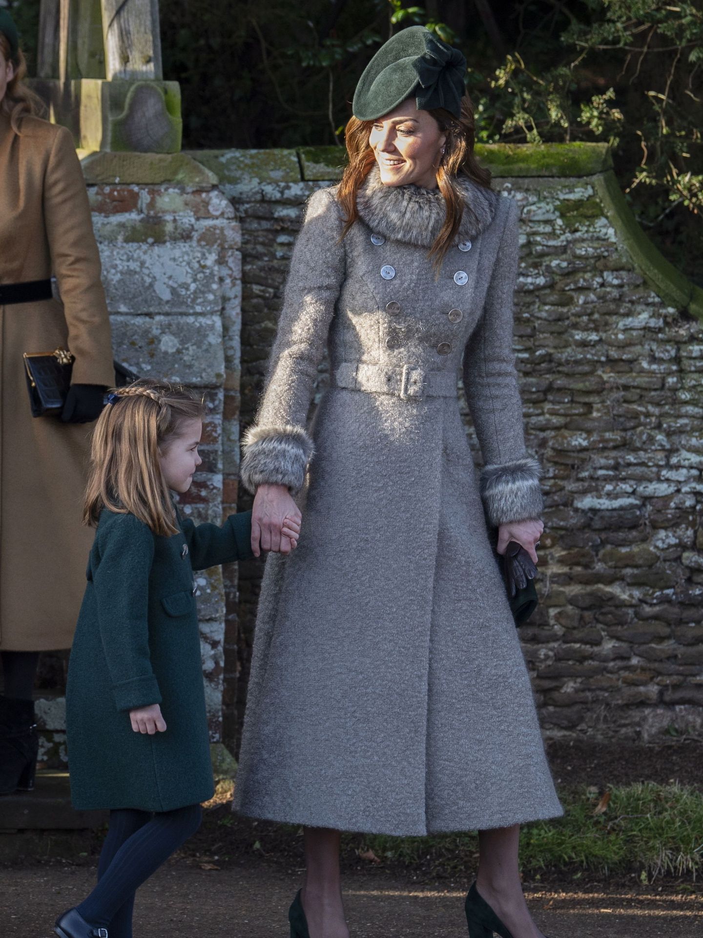 Kate Middleton y su hija, la princesa Charlotte, en diciembre de 2019. (EFE)