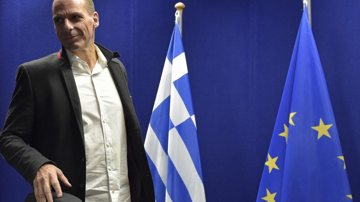 Capitulación incondicional de Grecia ante la Troika