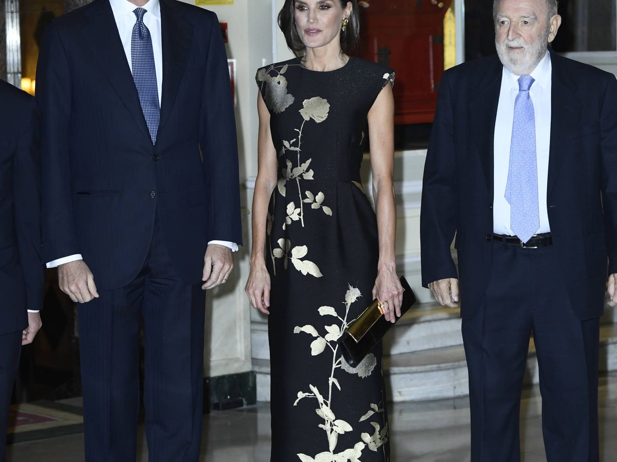Foto: Los reyes Felipe y Letizia, en el Premio Francisco Cerecedo. (Limited Pictures)