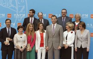 Los príncipes de Asturias, más cercanos que nunca con la prensa