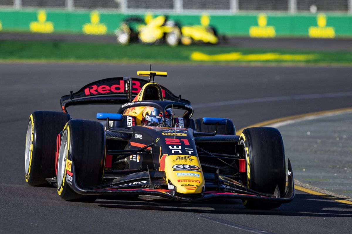 Pepe Martí es la gran promesa del automovilismo español y en su primer Gran Premio en F2 logró dos podios. (AFP7/Xavi Bonilla)