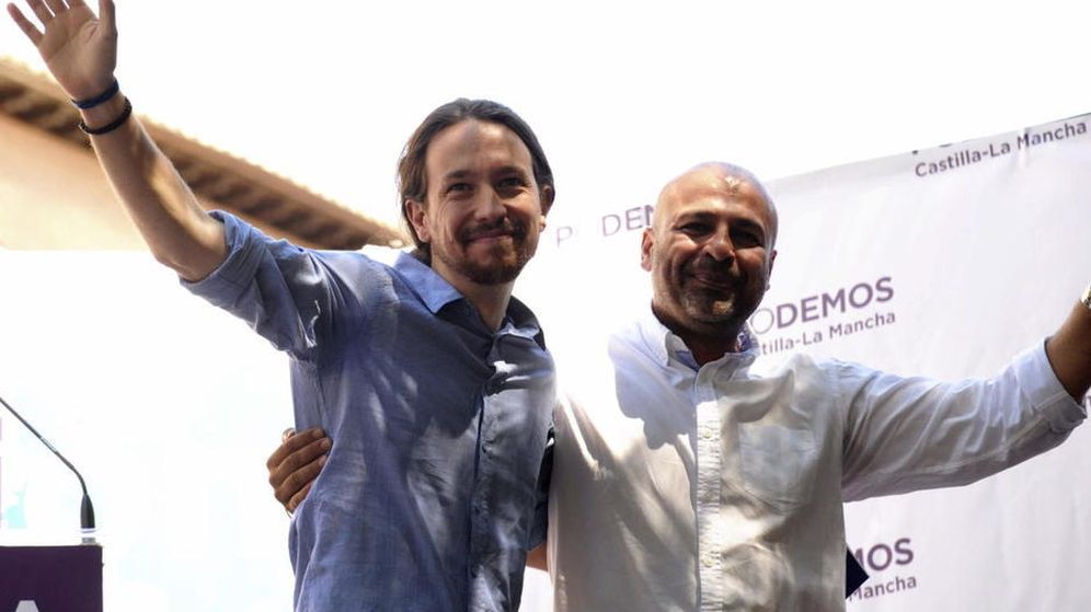 Foto: El secretario general de Podemos Castilla-La Mancha, José García Molina, y Pablo Iglesias. (EFE)