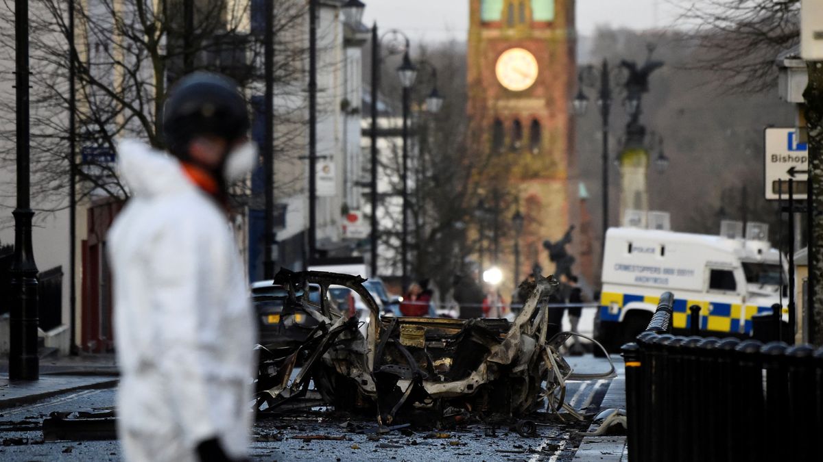 ¿Ha vuelto el IRA? Un grupo con ese nombre reivindica el coche bomba de Londonderry