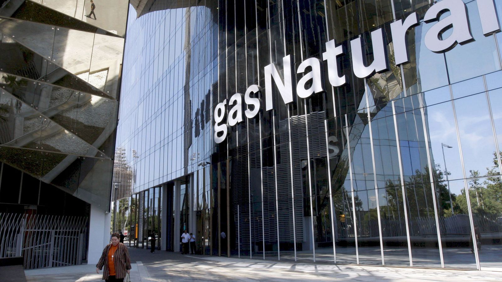 Foto: Imagen de archivo de la sede corporativa de Gas Natural en Barcelona. (EFE)