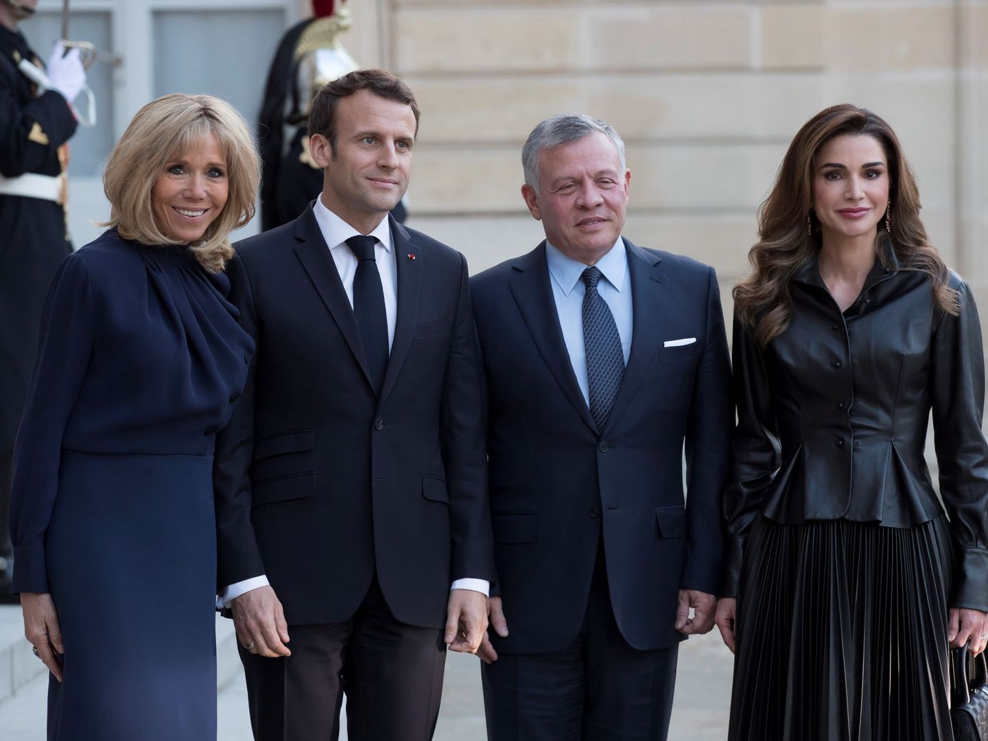 La primera dama francesa, Brigitte Macron; el presidente de Francia, Emmanuel Macron; el rey de Jordania, Abdalá II, y la reina Rania de Jordania. (EFE)