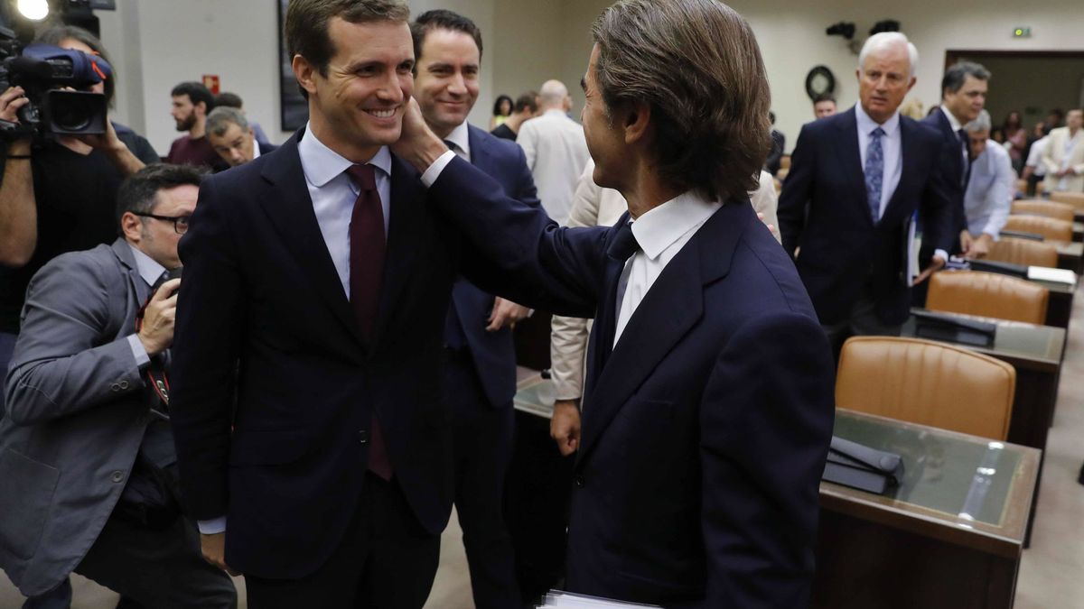 Casado va al choque frontal con Sánchez apoyado en Aznar y el legado de Rajoy