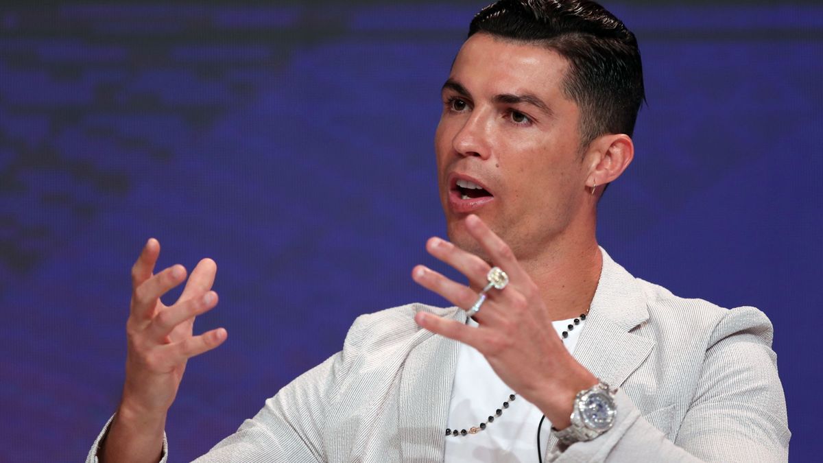 Cristiano Ronaldo: más de 700.000 € en una sola mano durante una conferencia