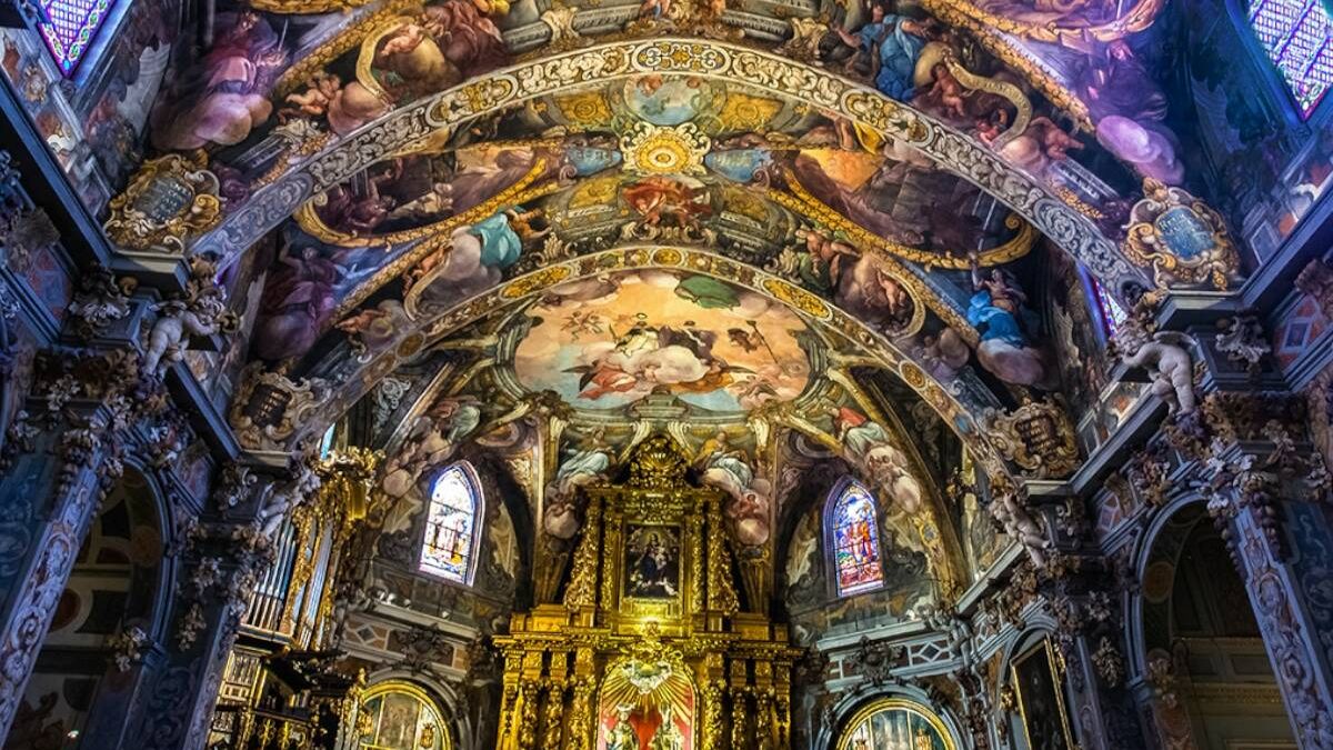 Has pasado por la puerta de esta iglesia escondida de Valencia sin saber que es un tesoro oculto en pleno centro