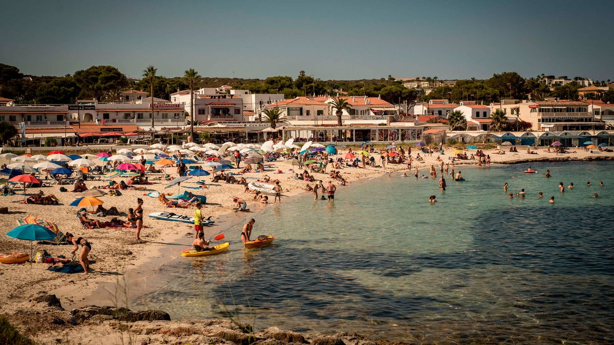 Los ricos españoles se apoderan de Menorca: los chalés en primera línea no bajan de 2 M 