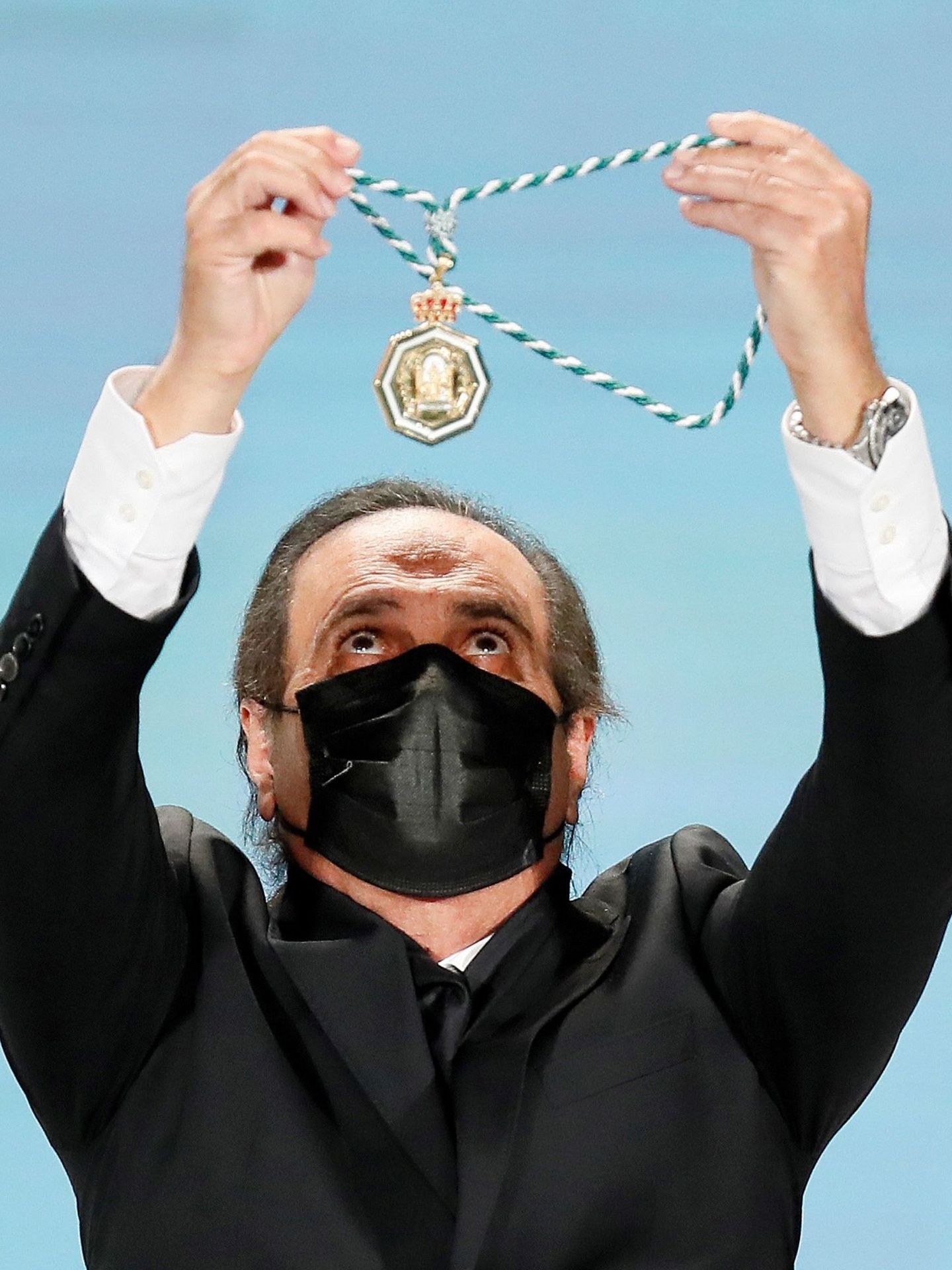 Pepe de Lucía recibe la Medalla de las Artes. (EFE)