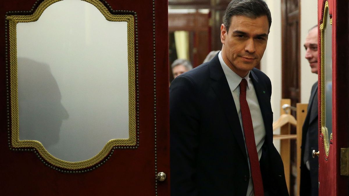 Sánchez y Casado, aceite y agua incluso en la peor crisis: la debilidad política y el Covid