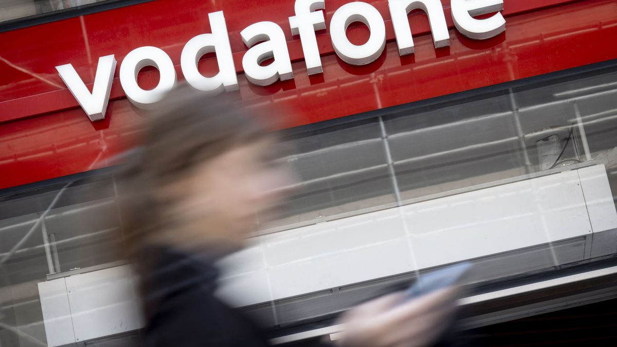 Un 'hackeo' expone datos personales y bancarios de un "número limitado" de clientes de Vodafone en España