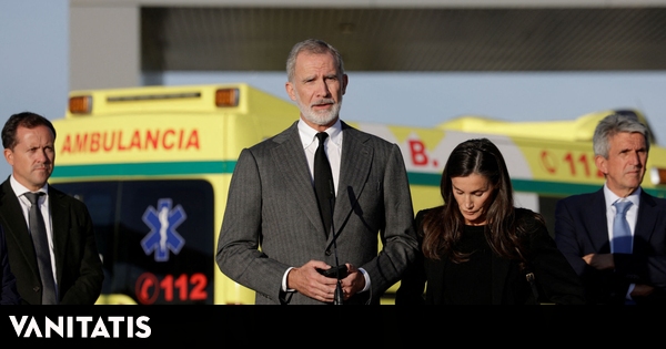 Felipe VI pide afrontar la tragedia ferroviaria de Urda  con dignidad y con rigor :  Hagámoslo juntos. Unidos 