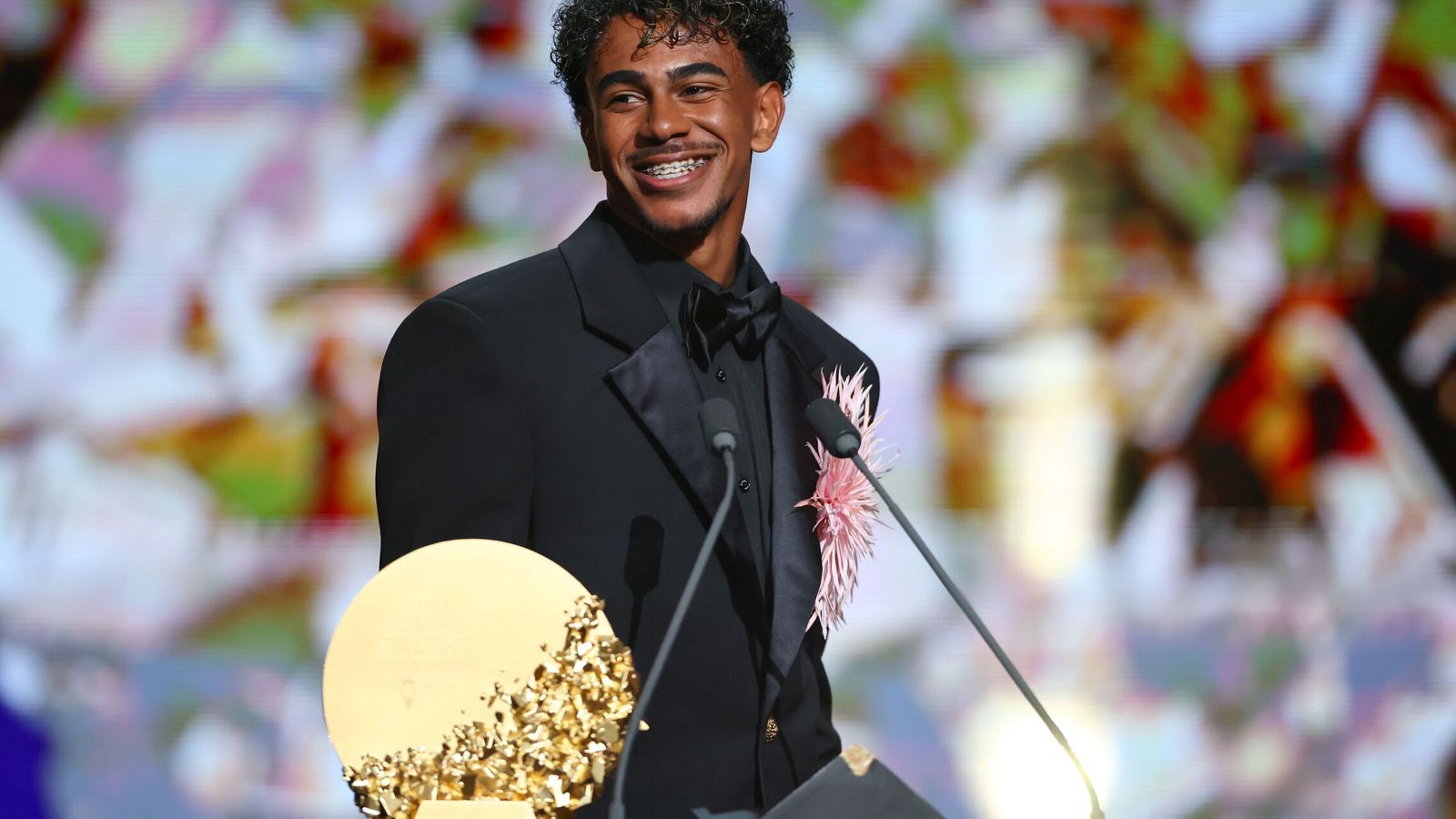 Lamine Yamal, ganador del premio Kopa al mejor joven del Balón de Oro: "Me hubiera gustado que ganara Cubarsí"