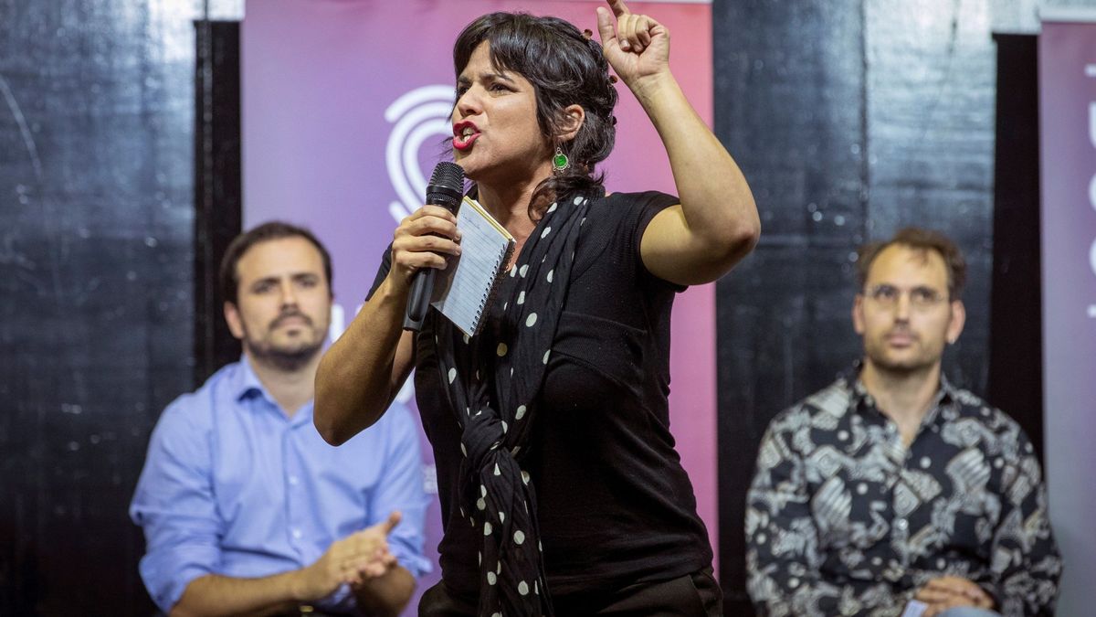 Podemos e IU registran Adelante Andalucía como partido para evitar "el robo de marca"