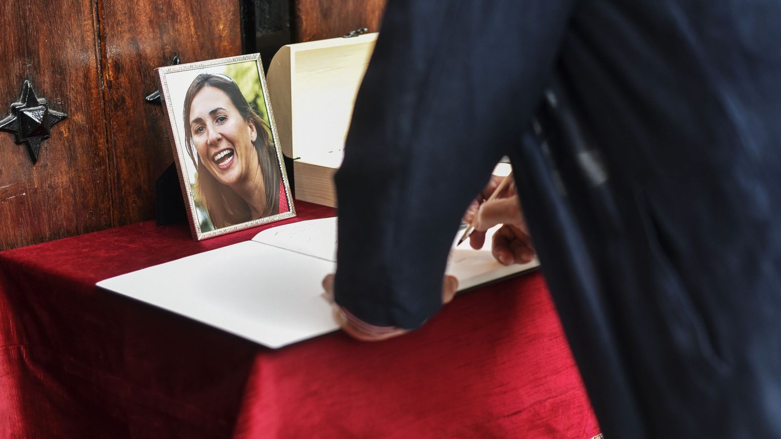 Foto: Funeral por María Villar Galaz, la vizcaína secuestrada y asesinada en México (EFE)