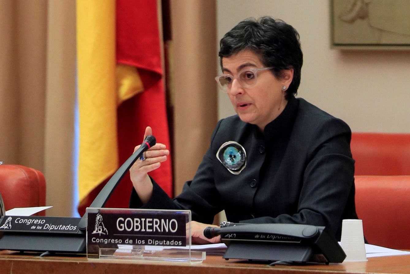 La ministra de Asuntos Exteriores, Arancha González Laya, en la comisión del Congreso. (EFE)